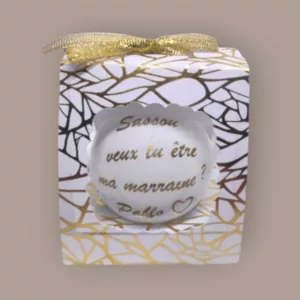 boule de noel personnalisee un noel magique blanche et doree