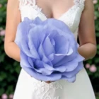 bouquet-de-mariee-rose-geante-papier-crepon-violet-600x600