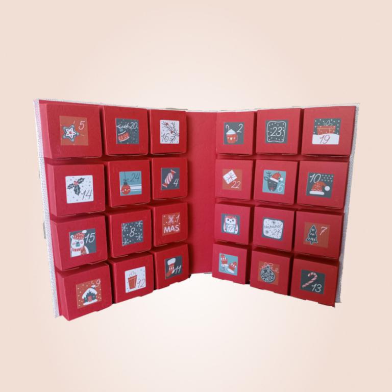 calendrier de l'avent rouge en forme de livre avec boites cadeaux pour noel