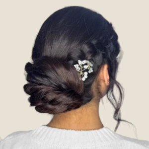 bijou coiffure mariee perles cristal strass accessoire cheveux mariage elegant