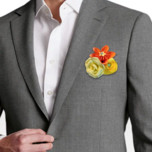 boutonniere homme touche florale boutonniere de marie avec des fleurs en etoile et des roses en papier jaune et orange pour tout theme de mariage