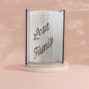 livre plie labyrinthe des plis creation sur livre plie avec une phrase ideal pour un cadeau personnalise