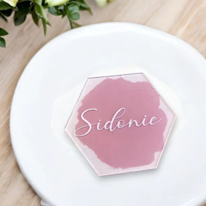 marque place destinee partagee ideal pour une decoration de table de mariage