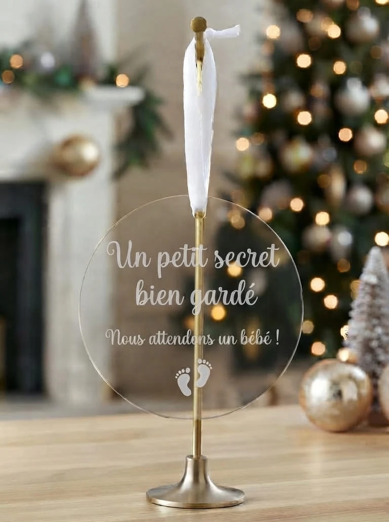 boule-de-noel-annonce-grossesse-bebe boule de noel annonce grossesse bebe secret