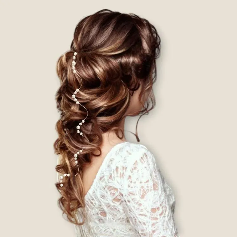 vigne-cheveux-mariee-perles-boheme-chic vigne de cheveux de mariee avec perles pour coiffure mariage